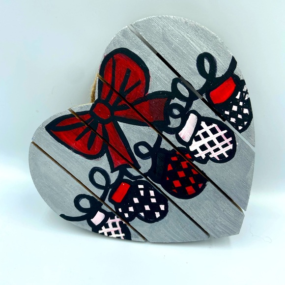 Mittens Inspired Handmade Home decor Ornament - Picture 2 of 2